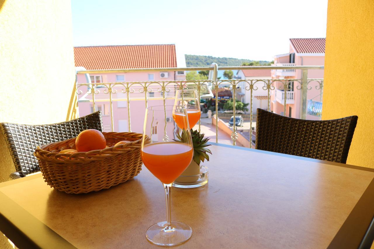 Apartments Marina ヴォディツェ エクステリア 写真